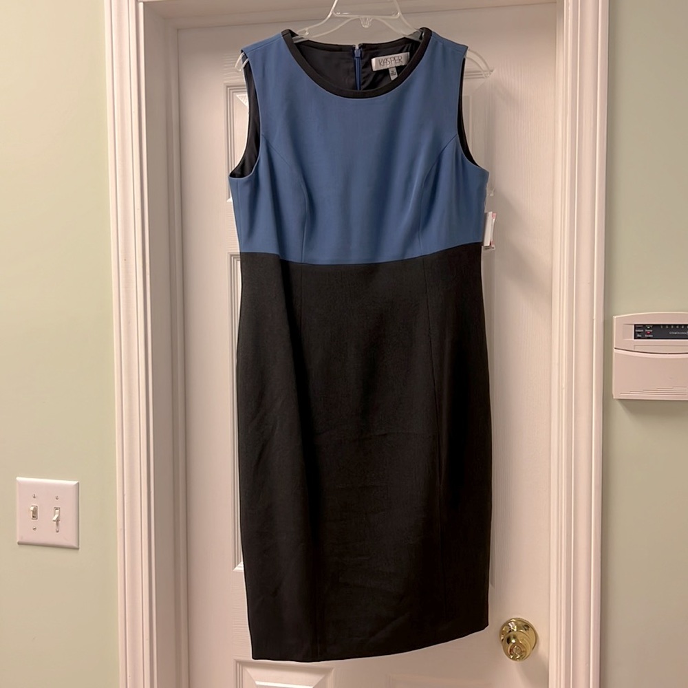 NWT - Kasper grey frost multi Sheath Dress, size 10